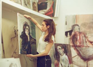 Projeto com Helena Kozuchowicz promove encontros entre arte e memória no Memorial do Holocausto