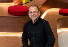 Beit Chabad Morumbi recebe CEO da Oracle Brasil em encontro sobre liderança e desafios da IA