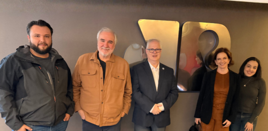 Fisesp amplia diálogo com a imprensa e visita redação da Jovem Pan