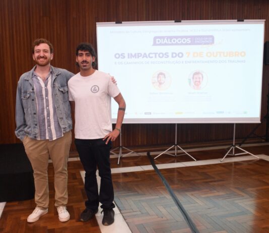 Sobrevivente do 7 de Outubro relata experiência no Festival Nova e emociona público em encontro na CIP